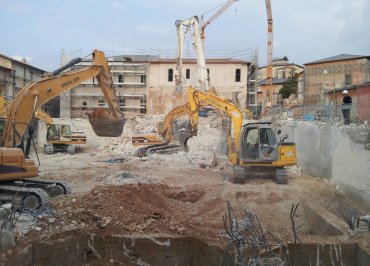 Demolizione Edile Via San Francesco di Paola L'Aquila 32