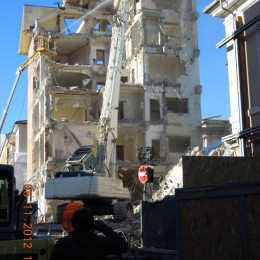 Demolizione Edile - L'Aquila: Via dei Giardini 4