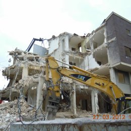 Demolizione edile - L'Aquila: Pettina (Via Basile) 2