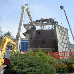 Demolizione edile - L'Aquila: Pettina (Via Basile) 2