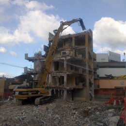 Demolizione edile L'Aquila: Pettino (Demolizione Condominio) 3