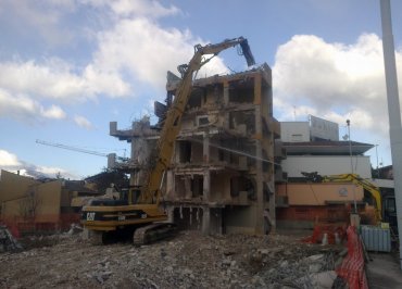 Demolizione edile L'Aquila: Pettino (Demolizione Condominio) 4