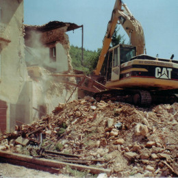 Demolizioni edili Abruzzo - Fagnano Alto 2009 2