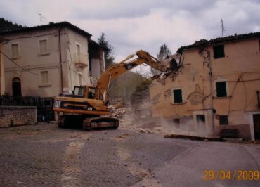 Demolizioni speciali Abruzzo: Fagnano Alto - Vallecupa e Ripa 1