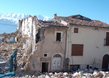 Demolizioni speciali Abruzzo: Poggio Picenze - via Palombaia 4