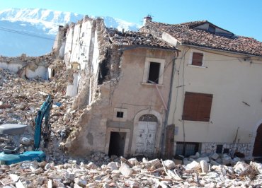 Demolizioni speciali Abruzzo: Poggio Picenze - via Palombaia 5