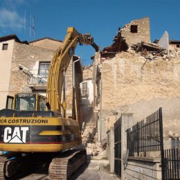 Demolizione fabbricato Abruzzo: Poggio Picenze 2