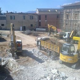 Demolizione Edile Via San Francesco di Paola L'Aquila 3
