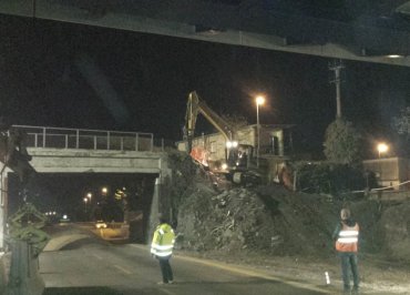 Demolizione edile notturna Napoli-Salerno: cavalcavia Autostrada A3 6