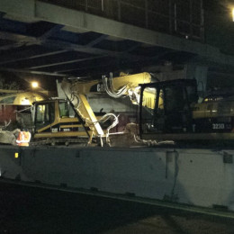 Demolizione edile notturna Napoli-Salerno: cavalcavia Autostrada A3 2