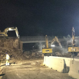 Demolizione edile notturna Napoli-Salerno: cavalcavia Autostrada A3 2