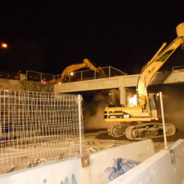 Demolizione edile notturna Napoli-Salerno: cavalcavia Autostrada A3 3