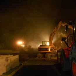 Demolizione edile notturna Napoli-Salerno: cavalcavia Autostrada A3 2