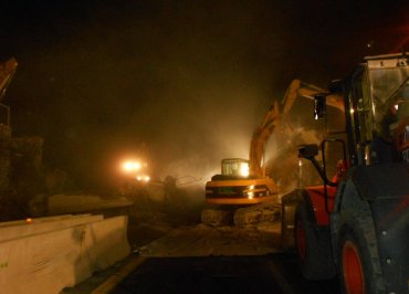 Demolizione edile notturna Napoli-Salerno: cavalcavia Autostrada A3 21