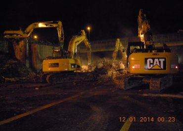Demolizione edile notturna Napoli-Salerno: cavalcavia Autostrada A3 31