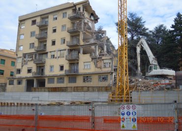 Demolizione edile L'Aquila: Via Castiglione 5