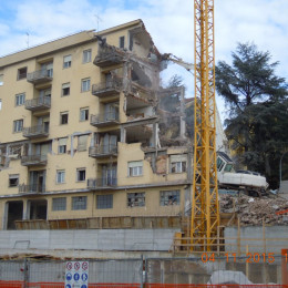 Demolizione edile L'Aquila: Via Castiglione 4