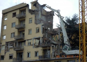 Demolizione edile L'Aquila: Via Castiglione 13