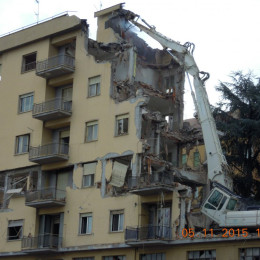 Demolizione edile L'Aquila: Via Castiglione 2