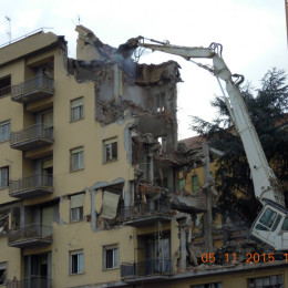 Demolizione edile L'Aquila: Via Castiglione 2