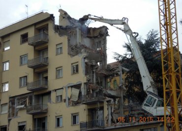 Demolizione edile L'Aquila: Via Castiglione 15