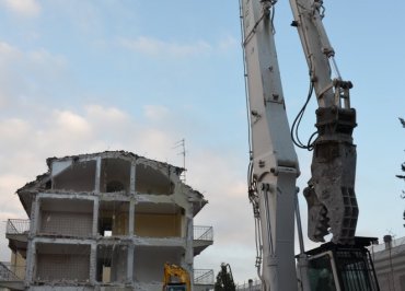 Demolizione edile - L'Aquila: Via degli Orsini 6
