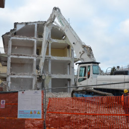 Demolizione edile - L'Aquila: Via degli Orsini 4