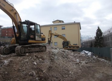 Demolizione edile - L'Aquila: Via degli Orsini 17