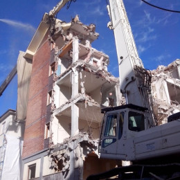 Demolizione Edile - L'Aquila: Via dei Giardini 3