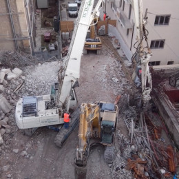 Demolizione Edile - L'Aquila: Via dei Giardini 3