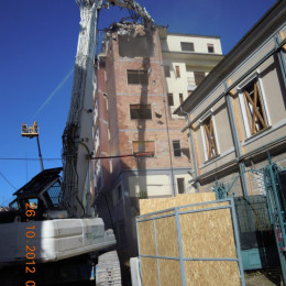 Demolizione Edile - L'Aquila: Via dei Giardini 2